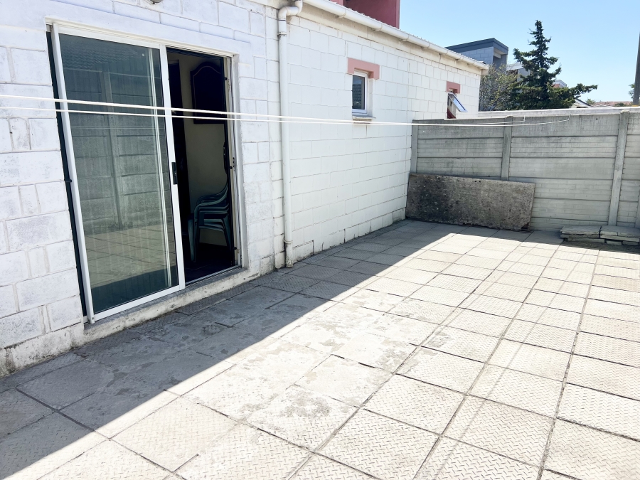 3 Bedroom Property for Sale in Ruyterwacht Western Cape